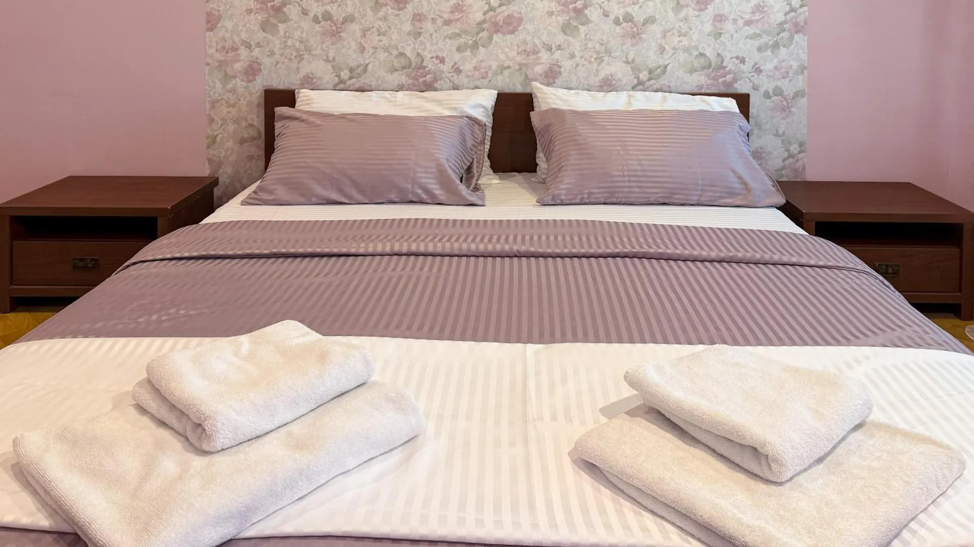 Grand Apartments On Rynok Square Lviv Ukraina